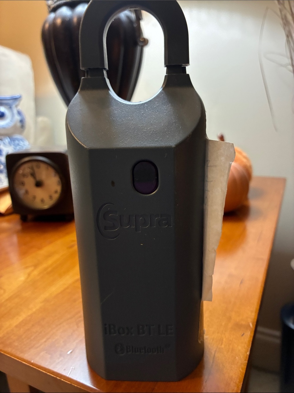 Supra dark gray Bluetooth key lockbox Have codes/it is ready to be used